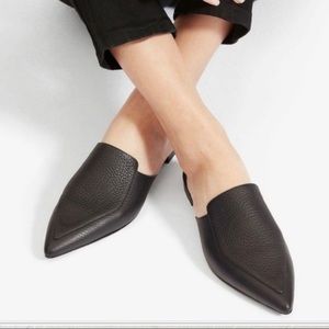 Everlane The Boss Mule Pointed Toe Black Pebbled Leather